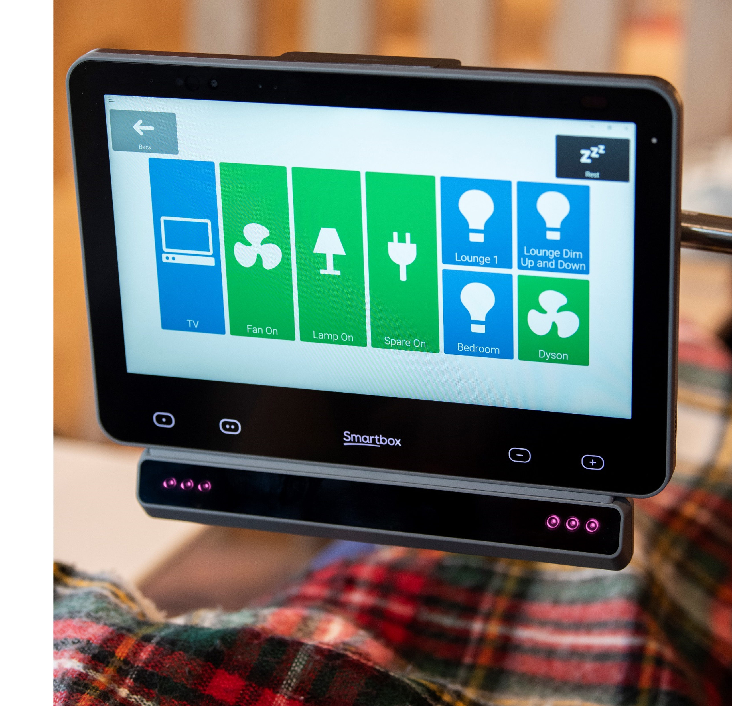 Grid Pad 13 environmental control